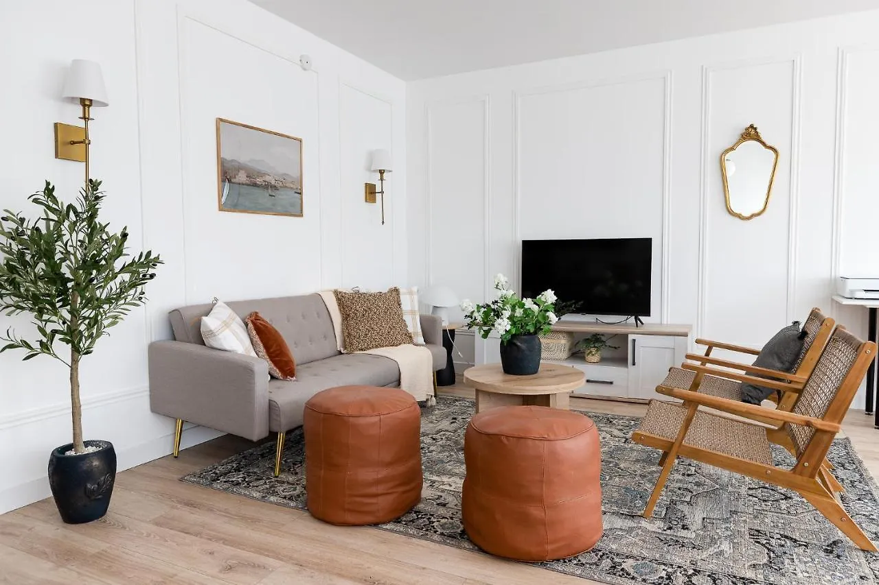 Logement 2 Chambres Spacieux Lit King Verdun Parking Gratuit Valence